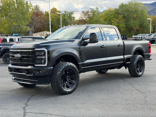 2025 Ford F-350 Platinum