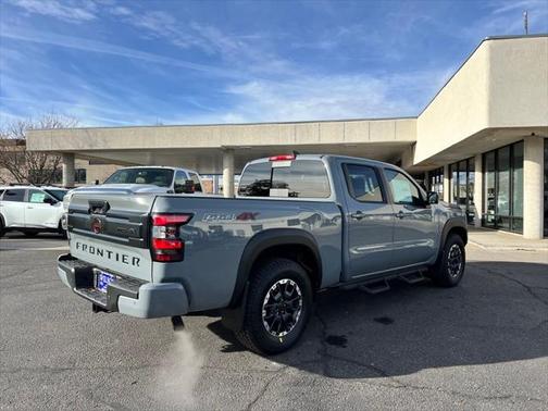 2025 Nissan Frontier PRO-4X