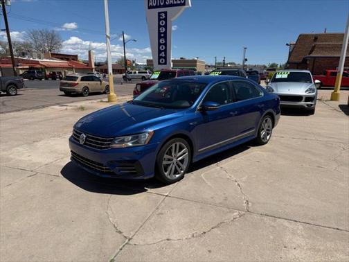 2017 Volkswagen Passat 1.8T R-Line w/Comfort