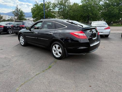 Crystal Black Pearl 2011 Honda Accord Crosstour EX