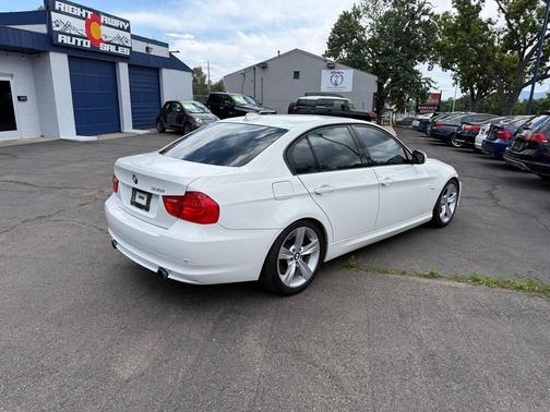 Alpine White 2010 BMW 335 335i 4dr Sedan