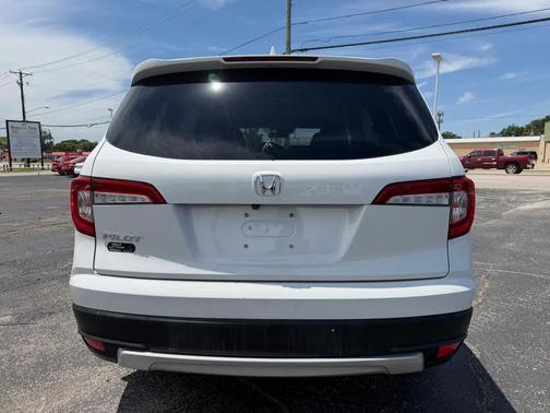 Platinum White Pearl 2021 Honda Pilot 2WD EX