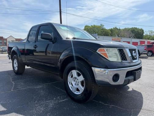 Super Black 2007 Nissan Frontier SE King Cab