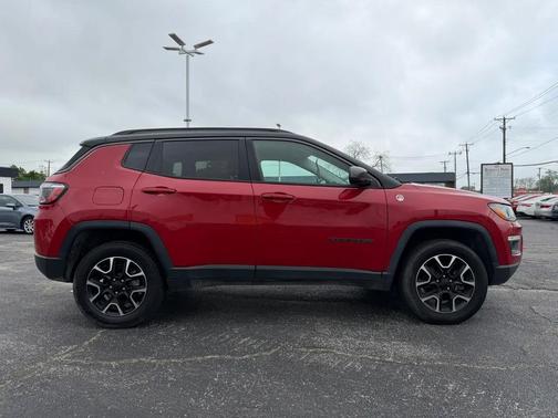 Redline Pearlcoat 2021 Jeep Compass Trailhawk
