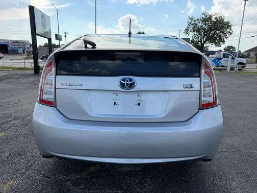 Classic Silver Metallic 2012 Toyota Prius Five