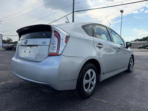 Classic Silver Metallic 2012 Toyota Prius Five