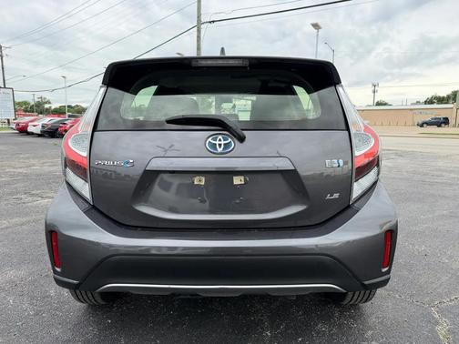 Magnetic Gray Metallic 2019 Toyota Prius LE