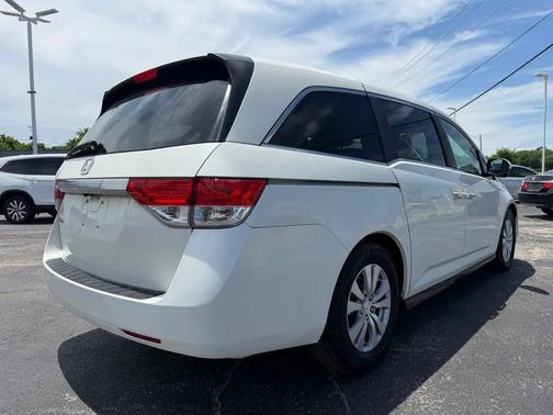 White Diamond Pearl 2017 Honda Odyssey EX-L