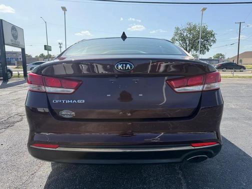 Sangria 2017 Kia Optima LX