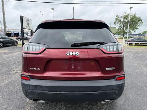 Velvet Red Pearlcoat 2019 Jeep Cherokee Latitude