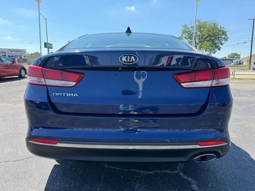 Horizon Blue 2017 Kia Optima LX