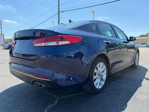 Horizon Blue 2017 Kia Optima LX