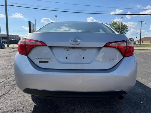 Classic Silver Metallic 2019 Toyota Corolla LE