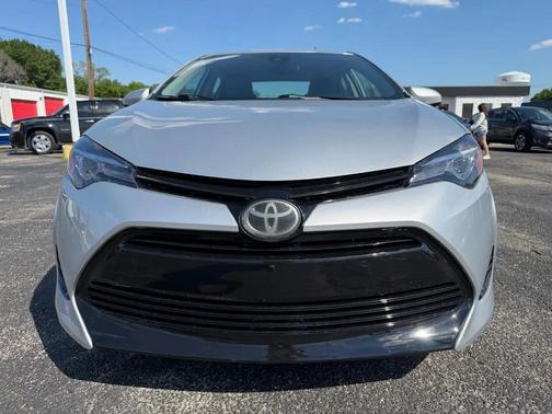 Classic Silver Metallic 2019 Toyota Corolla LE