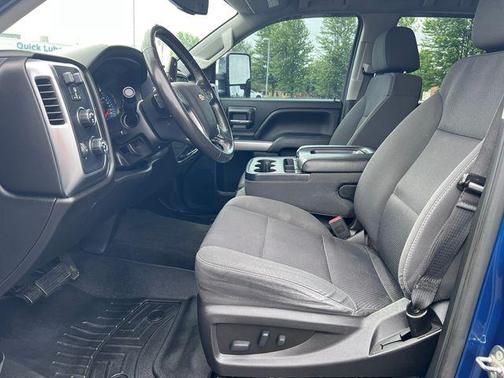 Deep Ocean Blue Metallic 2018 Chevrolet Silverado 1500 1LT