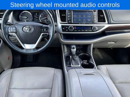 Nautical Blue Metallic 2016 Toyota Highlander Limited Platinum