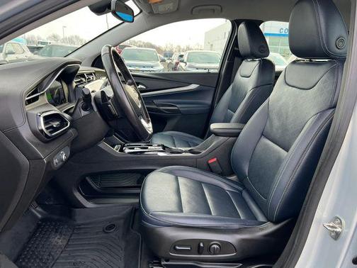 2022 Chevrolet Bolt EUV FWD LT