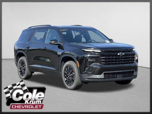 Mosaic Black Metallic 2026 Chevrolet Traverse LT
