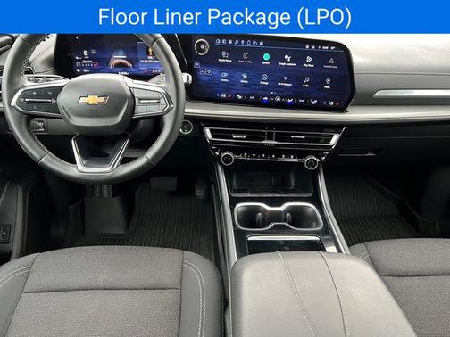 Sterling Gray Metallic 2024 Chevrolet Traverse LT