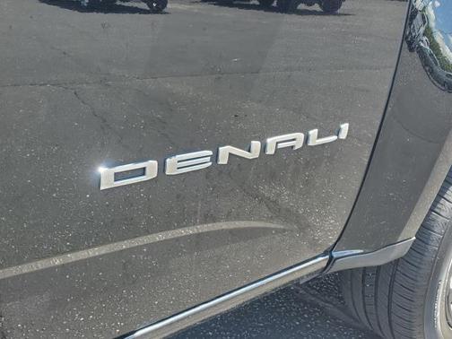 2022 GMC Canyon Denali