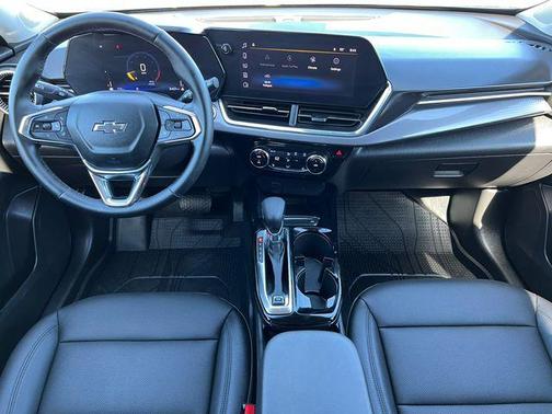 Marina Blue Metallic 2025 Chevrolet Trax FWD ACTIV