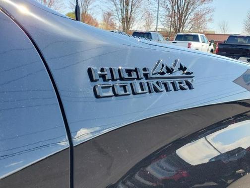 2025 Chevrolet Silverado 1500 High Country