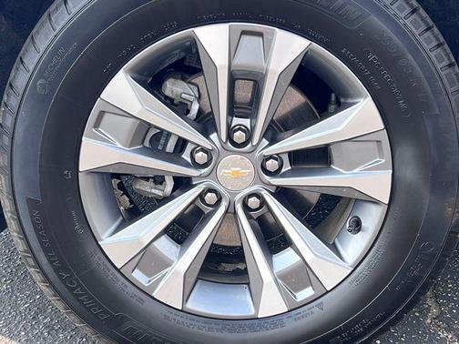 Sterling Gray Metallic 2026 Chevrolet Equinox 1LT