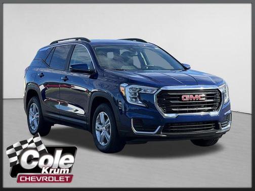 Marine Metallic 2023 GMC Terrain SLE