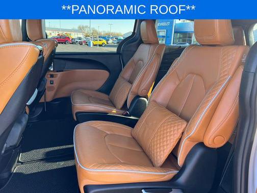 2023 Chrysler Pacifica L