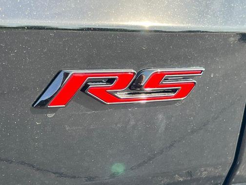 Mosaic Black Metallic 2027 Chevrolet Traverse RS