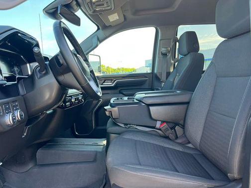 Thunderstorm Gray 2025 GMC Sierra 3500 SLE