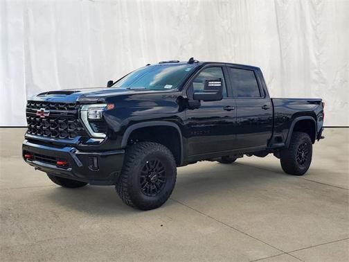 2025 Chevrolet Silverado 2500 4WD Crew Cab Standard Bed ZR2