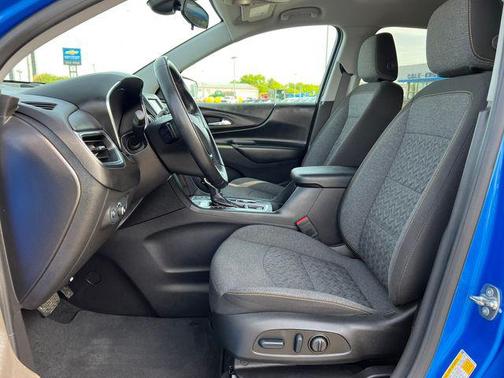 Riptide Blue Metallic 2024 Chevrolet Equinox 1LT