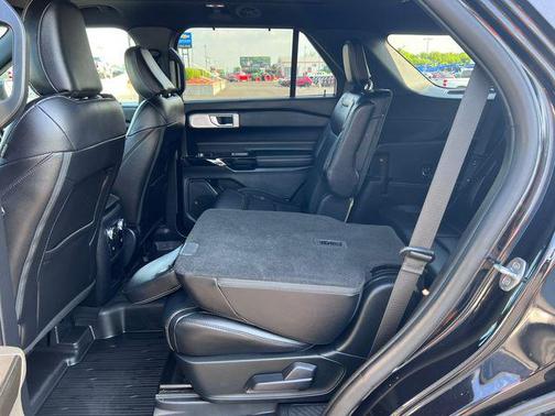 AGATE BLACK METALLIC 2021 Ford Explorer ST