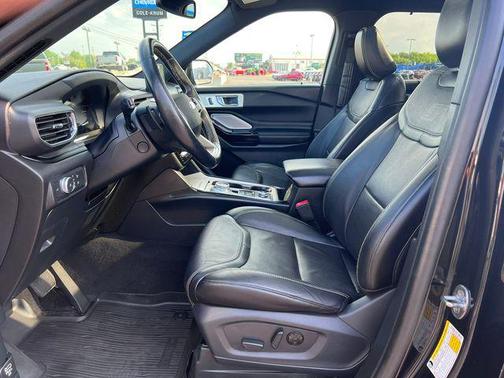 AGATE BLACK METALLIC 2021 Ford Explorer ST