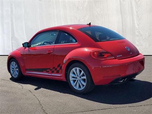 2013 Volkswagen Beetle 2.0L TDI