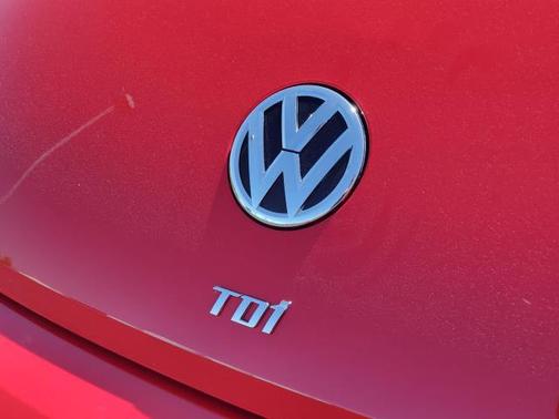 2013 Volkswagen Beetle 2.0L TDI