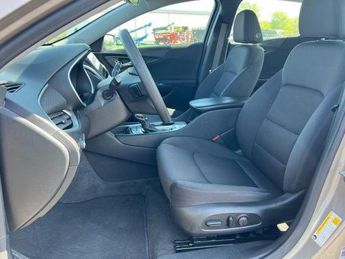Mineral Gray Metallic 2023 Chevrolet Malibu FWD 1LT