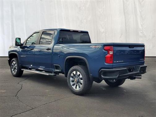 2025 Chevrolet Silverado 2500 Custom