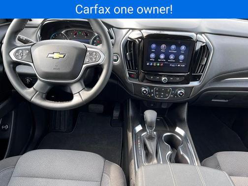 Sterling Gray Metallic 2023 Chevrolet Traverse LT Cloth