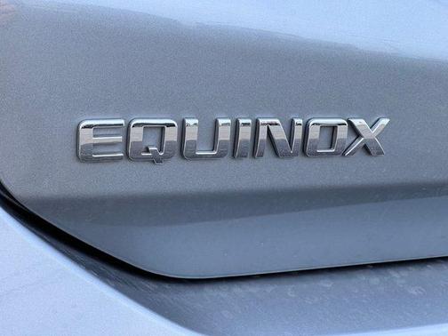 Sterling Gray Metallic 2024 Chevrolet Equinox 1LT