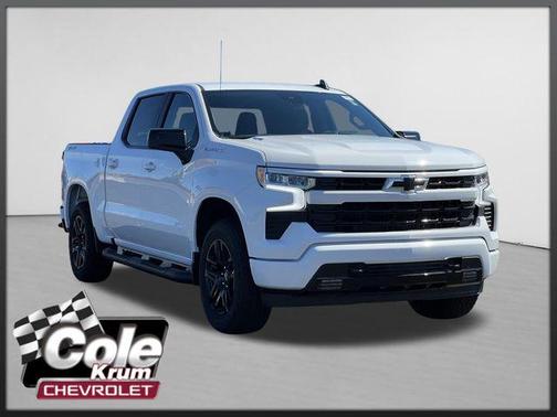 Summit White 2026 Chevrolet Silverado 1500 RST