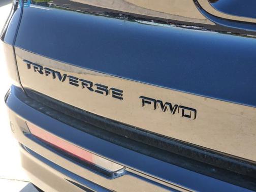 2025 Chevrolet Traverse RS