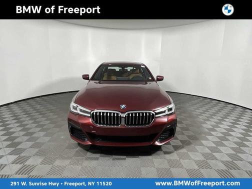 Aventurin Red Metallic 2023 BMW 530 i xDrive