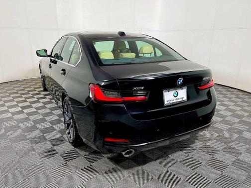 2025 BMW 330 i xDrive