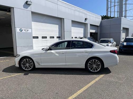 2023 BMW 530 i xDrive