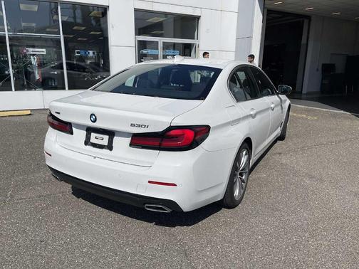 2023 BMW 530 i xDrive