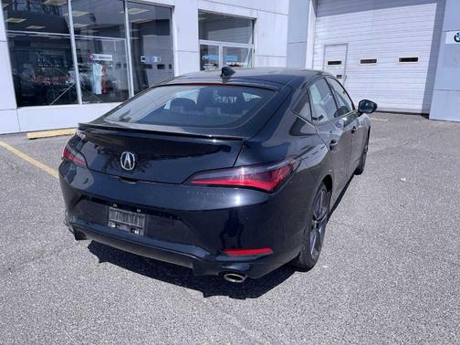 2023 Acura Integra w/A-Spec Package