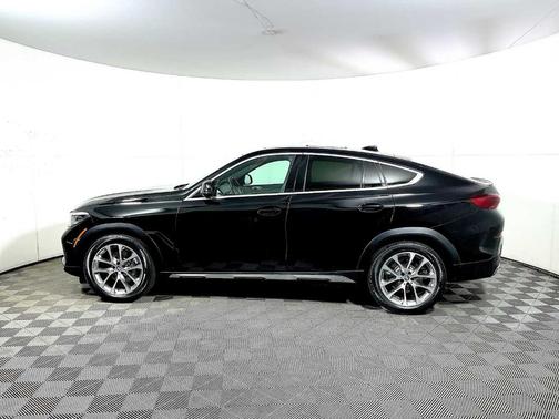 2022 BMW X6 xDrive40i