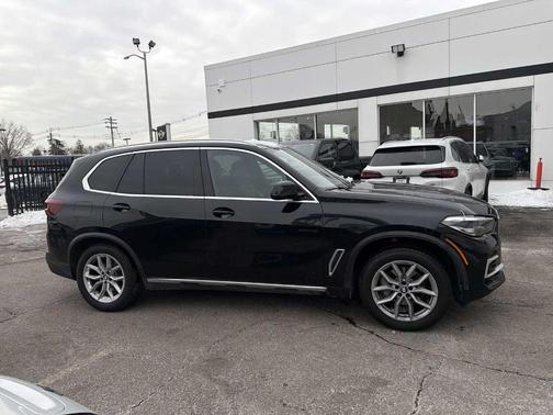 2023 BMW X5 xDrive40i